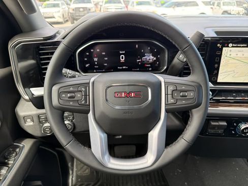 New 2026 GMC Sierra 1500 Elevation w/ X31 Off-Road Package AWD/4WD image 10