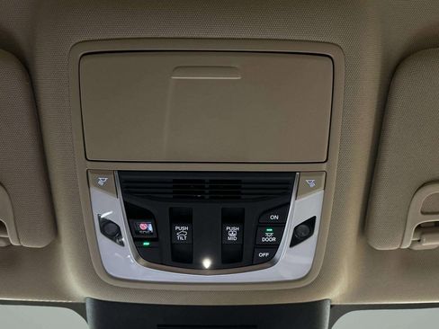 Used 2025 Acura MDX w/ Technology Package image 15