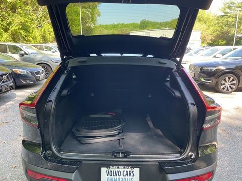 Certified 2023 Volvo C40 P8 Recharge Plus AWD/4WD image 23