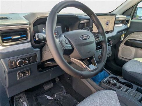 New 2025 Ford Maverick XLT w/ XLT Luxury Package image 3