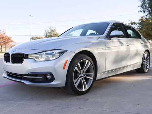 Used 2018 BMW 330i Sedan image 3