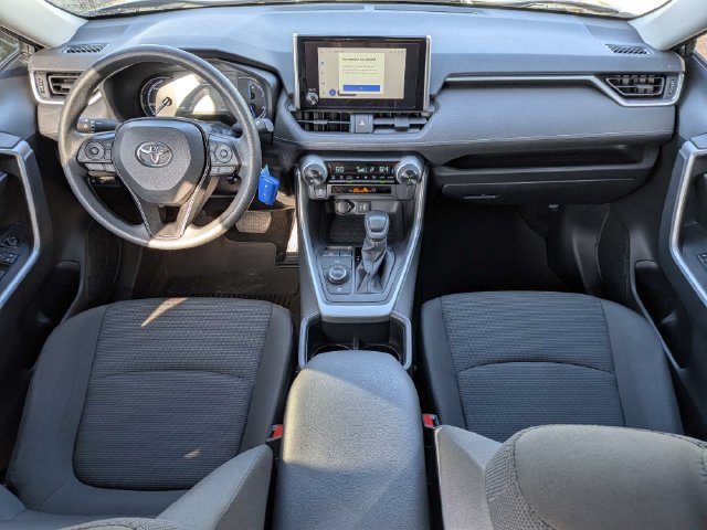 Used 2025 Toyota RAV4 LE AWD/4WD image 14