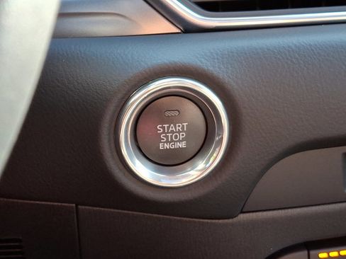 New 2025 MAZDA CX-5 AWD 2.5 S w/ Preferred Package image 18