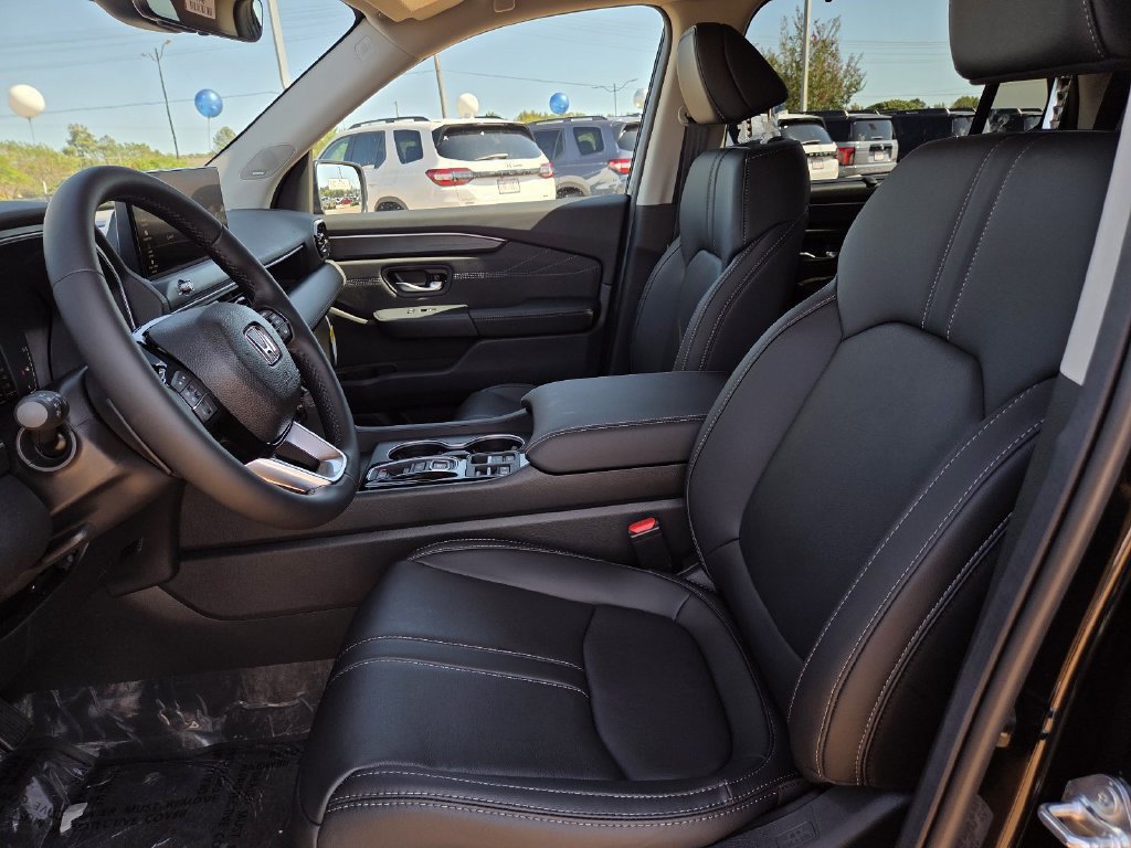 New 2026 Honda Pilot Touring image 14