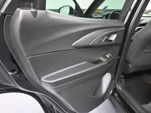 Used 2023 Chevrolet TrailBlazer LT w/ Convenience Package image 21