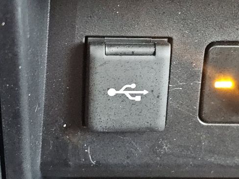 Used 2023 Toyota 4Runner Limited image 17