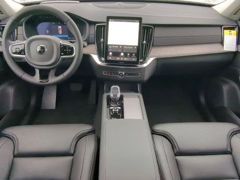 New 2026 Volvo XC90 B6 Ultra w/ Protection Package Premier AWD/4WD image 14