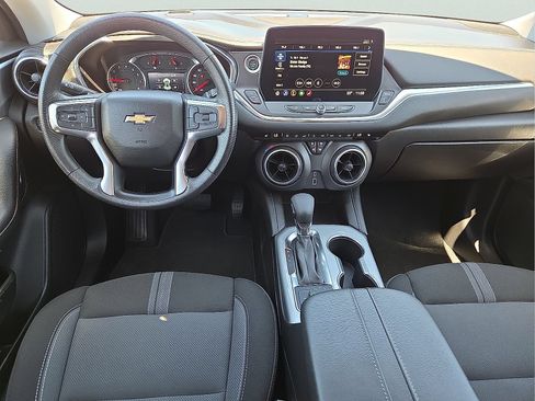 Used 2025 Chevrolet Blazer LT AWD/4WD image 11