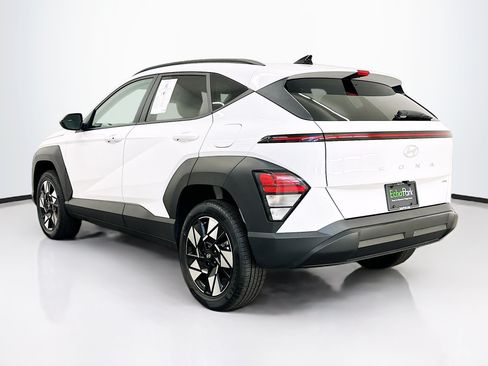Used 2025 Hyundai Kona SEL AWD/4WD image 5