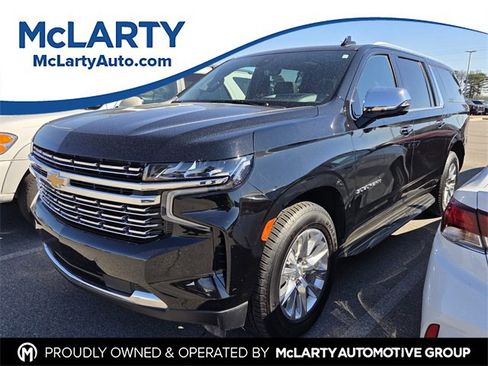 Used 2021 Chevrolet Suburban Premier w/ Premium Package image 1