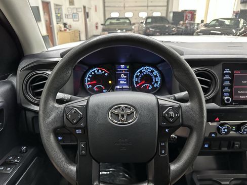 Used 2020 Toyota Tacoma SR image 20