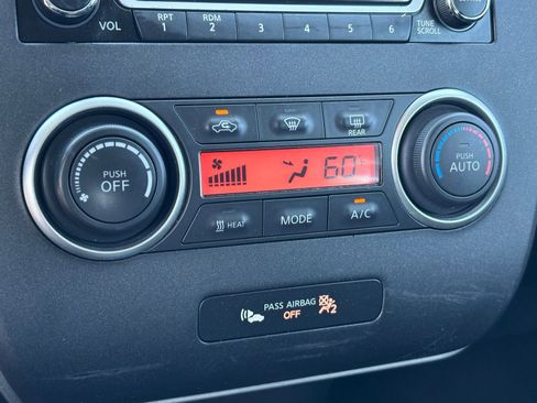 Used 2016 Nissan Leaf S w/ Charger Package image 24