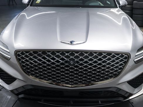 Used 2023 Genesis GV70 3.5T Sport w/ Sport Prestige Package AWD/4WD image 10