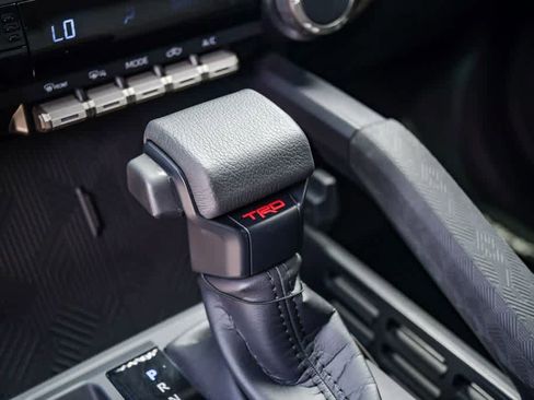 Used 2025 Toyota Tacoma TRD Off-Road image 22