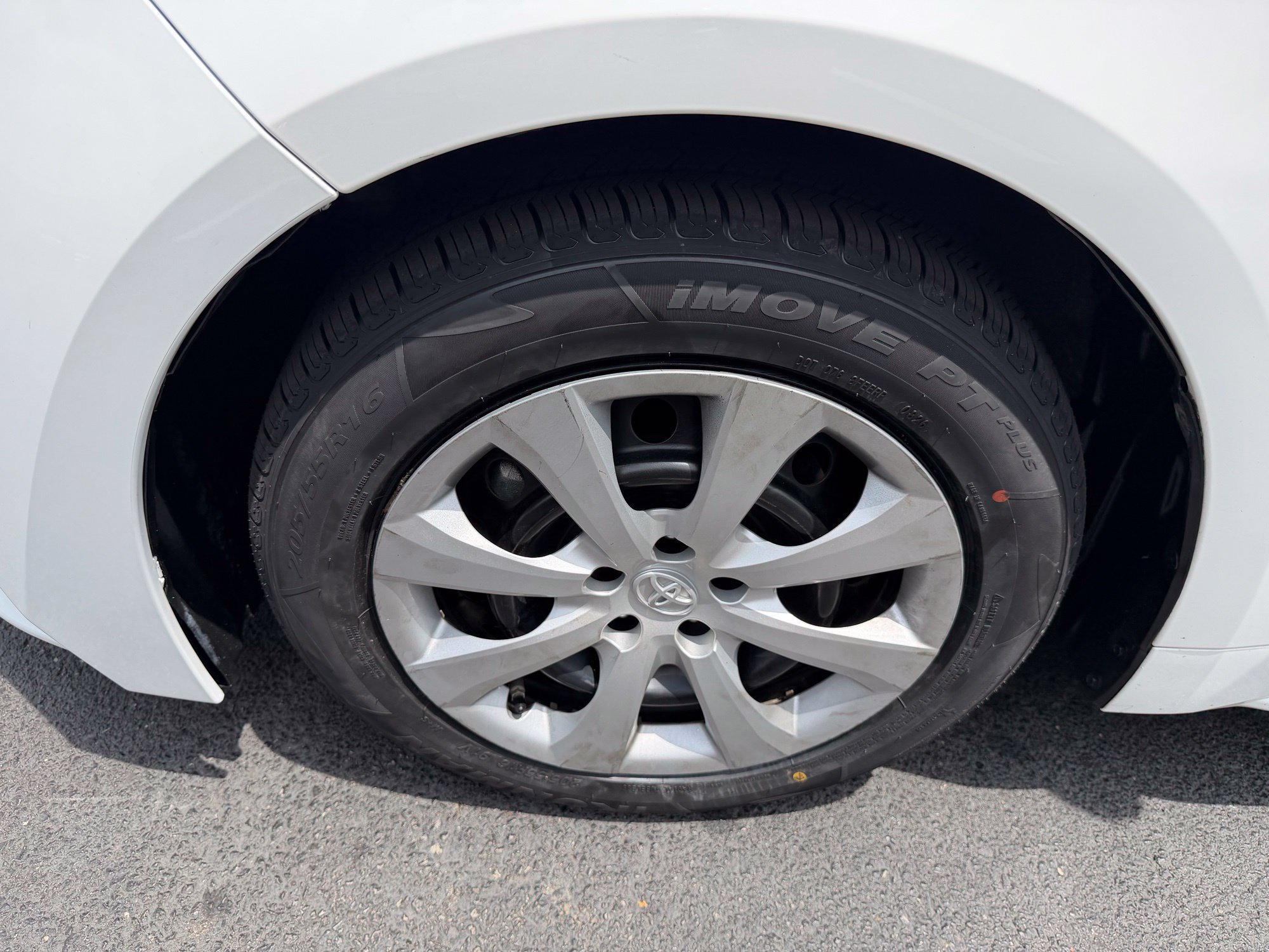 Used 2021 Toyota Corolla LE FWD image 10