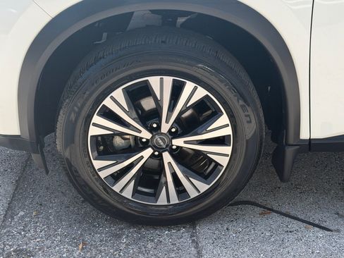 Certified 2023 Nissan Rogue SV w/ SV Premium B Package FWD image 19