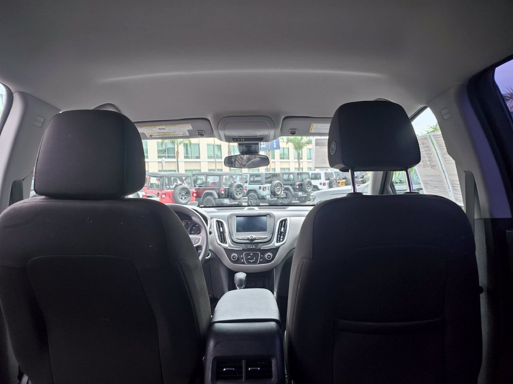 Used 2024 Chevrolet Equinox LS FWD image 37