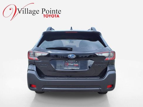Used 2025 Subaru Outback Onyx Edition XT AWD/4WD image 4