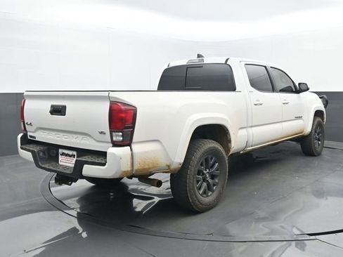 Used 2023 Toyota Tacoma SR5 w/ Technology Package AWD/4WD image 6