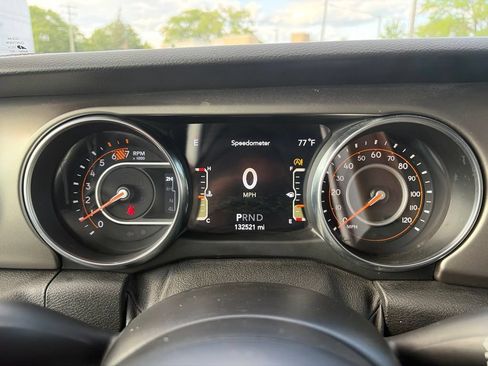 Used 2021 Jeep Wrangler Unlimited Sport AWD/4WD image 24