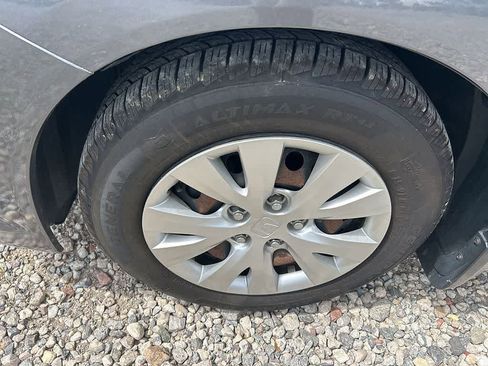 Used 2012 Honda Civic LX image 8