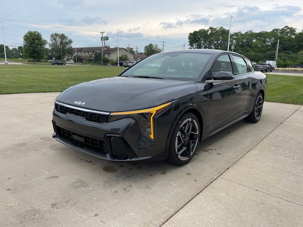 New 2026 Kia K4 GT-Line Turbo w/ GT-Line Premium Package FWD image 2