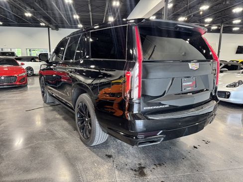 Used 2022 Cadillac Escalade Sport w/ Touring Package AWD/4WD image 20