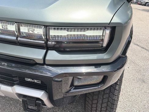Used 2024 GMC Hummer EV 3X w/ LPO, Illumination Package AWD/4WD image 9