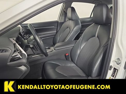 Used 2022 Toyota Camry SE FWD image 24