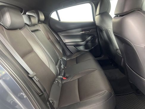 Used 2022 MAZDA MAZDA3 s image 15