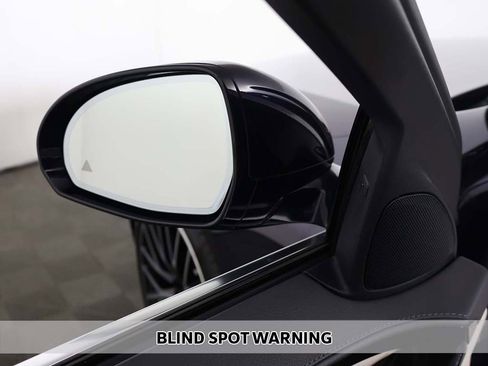 Used 2022 Mercedes-Benz S 500 4MATIC w/ 3D Technology Package image 8