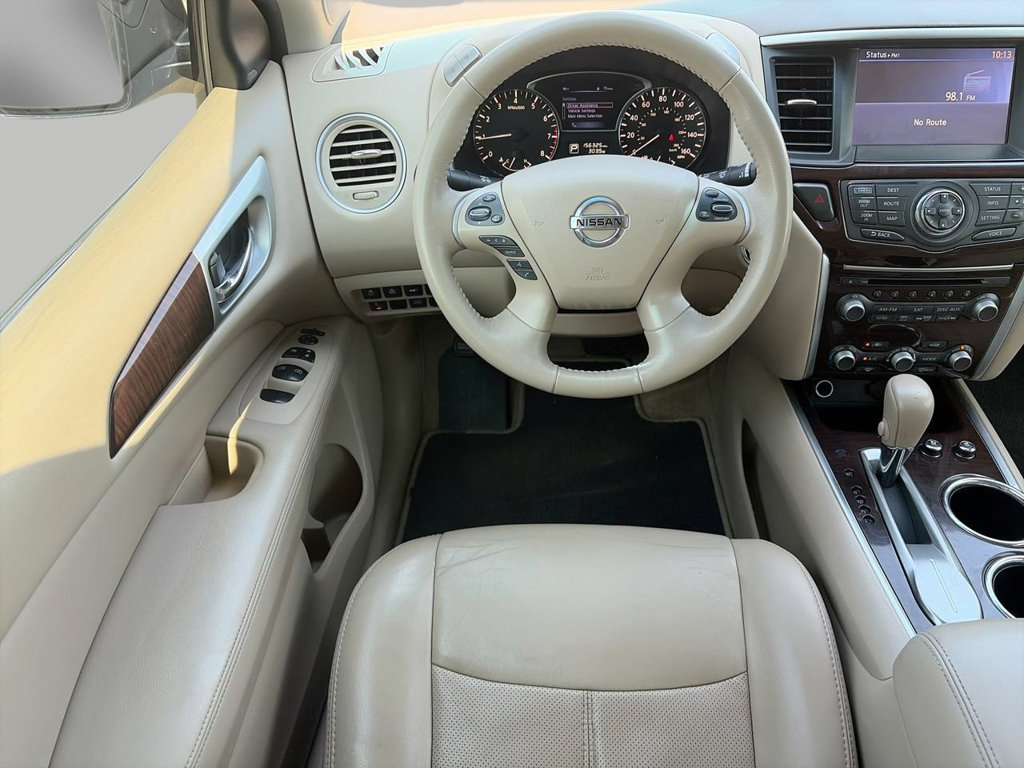 Used 2015 Nissan Pathfinder Platinum w/ Cargo Package FWD image 9