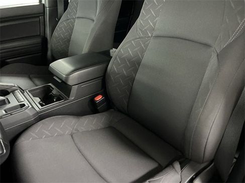 Used 2024 Toyota Tacoma SR image 18