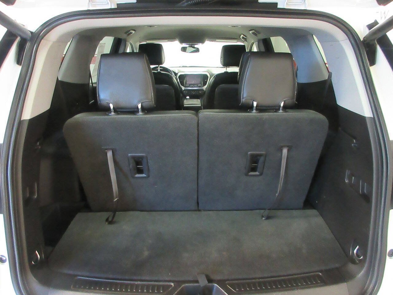Used 2019 GMC Acadia SLT AWD/4WD image 22