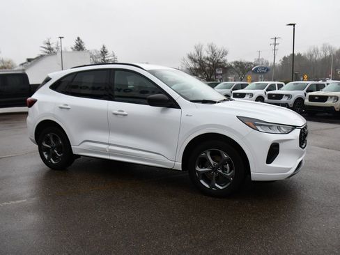 Used 2023 Ford Escape ST-Line w/ Tech Pack #1 image 8