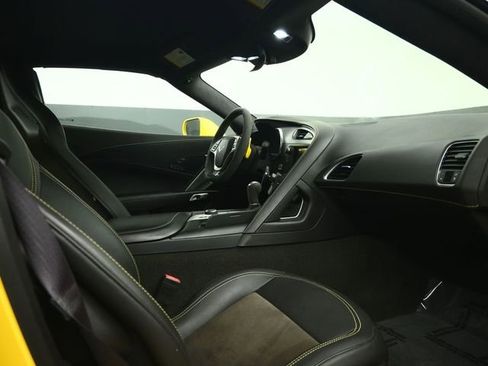 Used 2017 Chevrolet Corvette Z06 RWD image 5