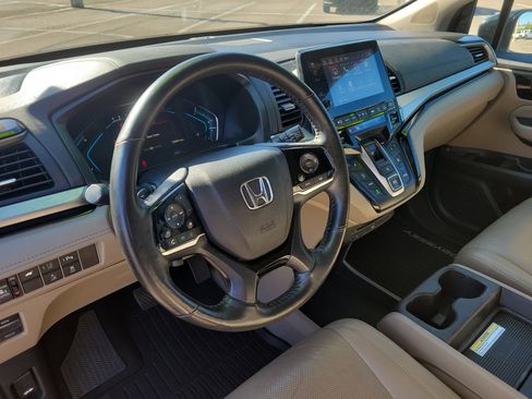 Used 2019 Honda Odyssey Elite image 22