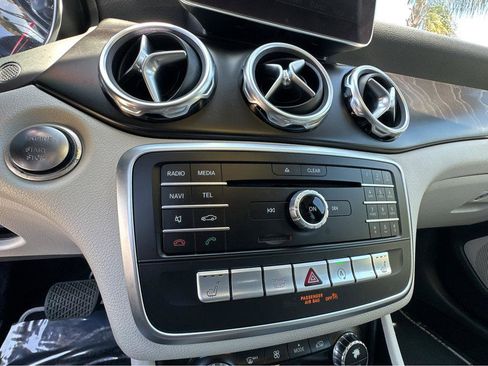 Used 2019 Mercedes-Benz GLA 250 image 26