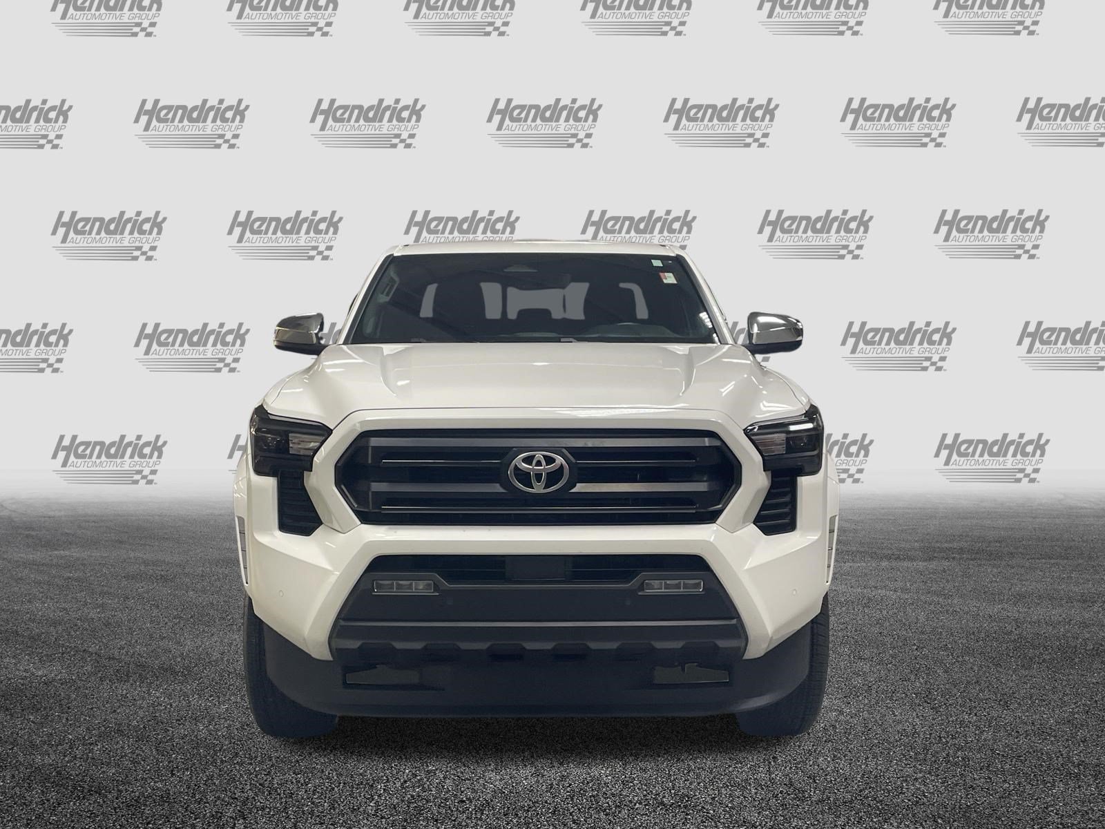 Used 2024 Toyota Tacoma SR5 AWD/4WD image 3