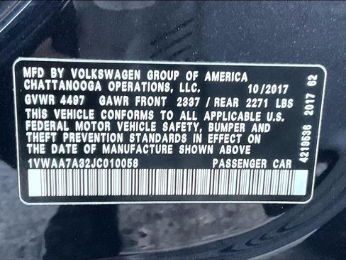 Used 2018 Volkswagen Passat 2.0T R-Line image 32