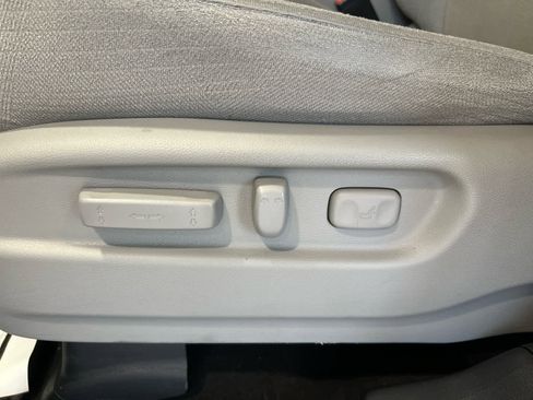 Used 2016 Honda Pilot EX image 19