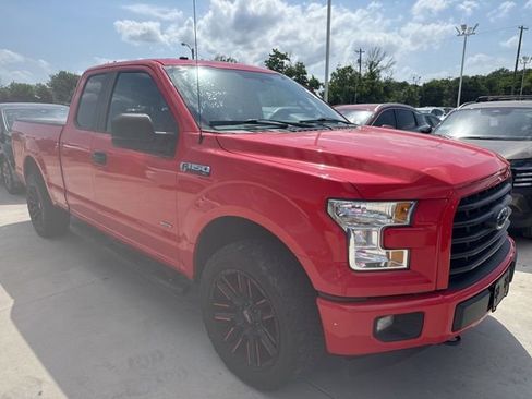 Used 2017 Ford F150 XL w/ Equipment Group 101A Mid AWD/4WD image 1
