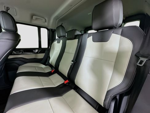 New 2026 INEOS Grenadier Fieldmaster Edition image 37