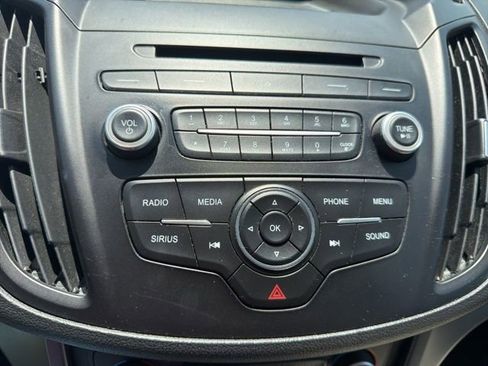 Used 2018 Ford Escape SE FWD image 22