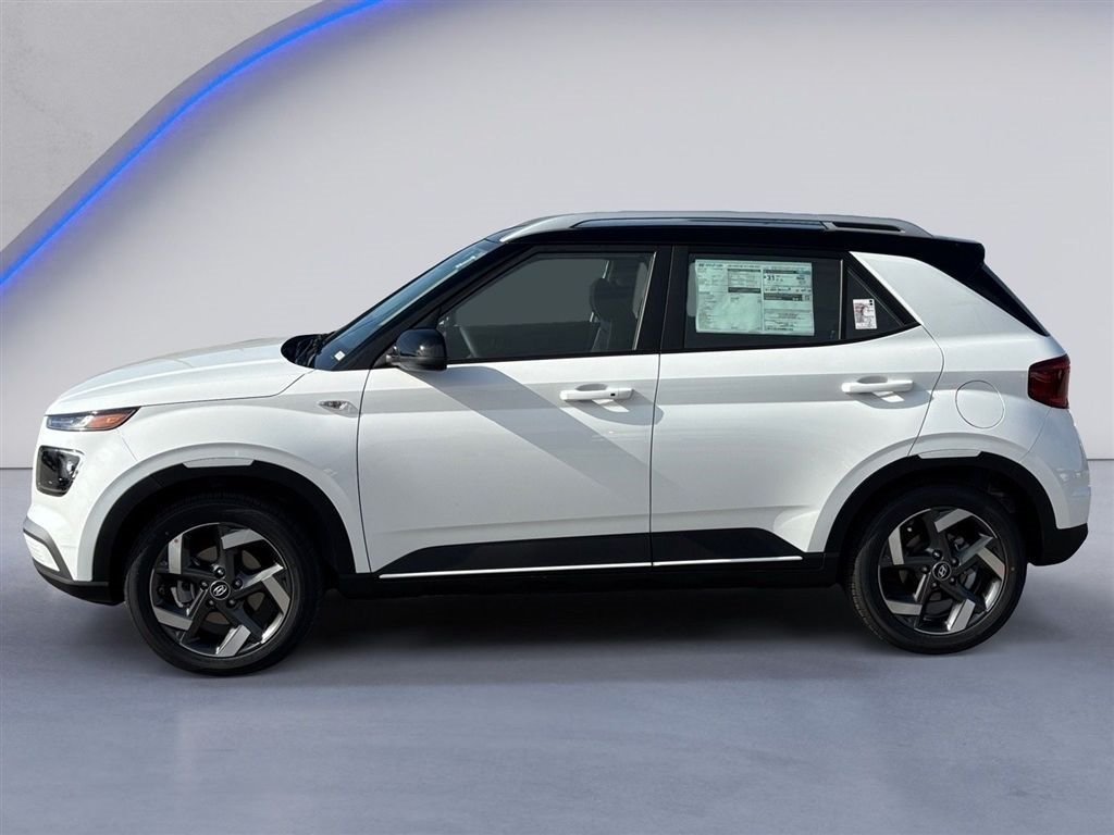 New 2026 Hyundai Venue SEL FWD image 9