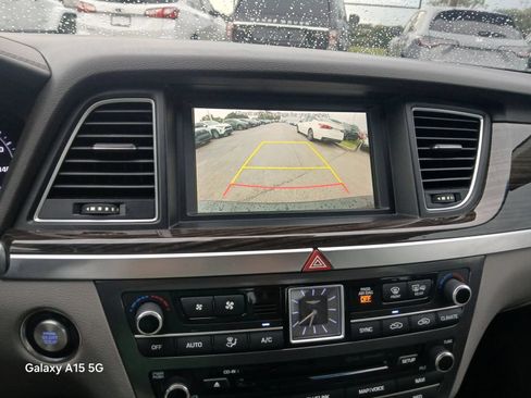 Used 2018 Genesis G80 3.8 RWD image 31
