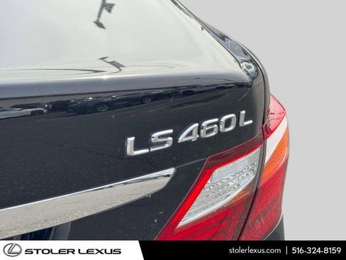 Used 2011 Lexus LS 460 L w/ Luxury Pkg image 12