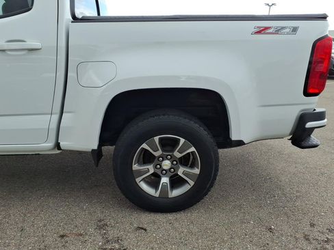 Used 2020 Chevrolet Colorado Z71 AWD/4WD image 21