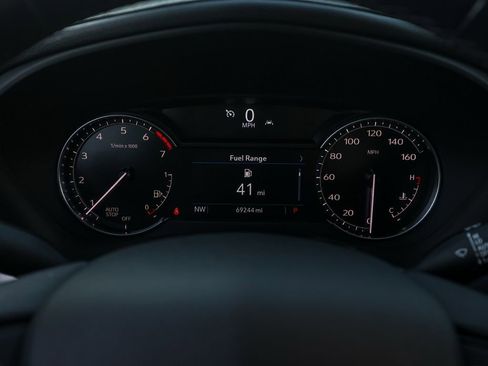 Used 2023 Cadillac XT4 Premium Luxury image 28