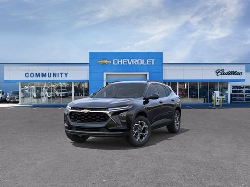 New 2026 Chevrolet Trax LT w/ LT Convenience Package FWD image 10